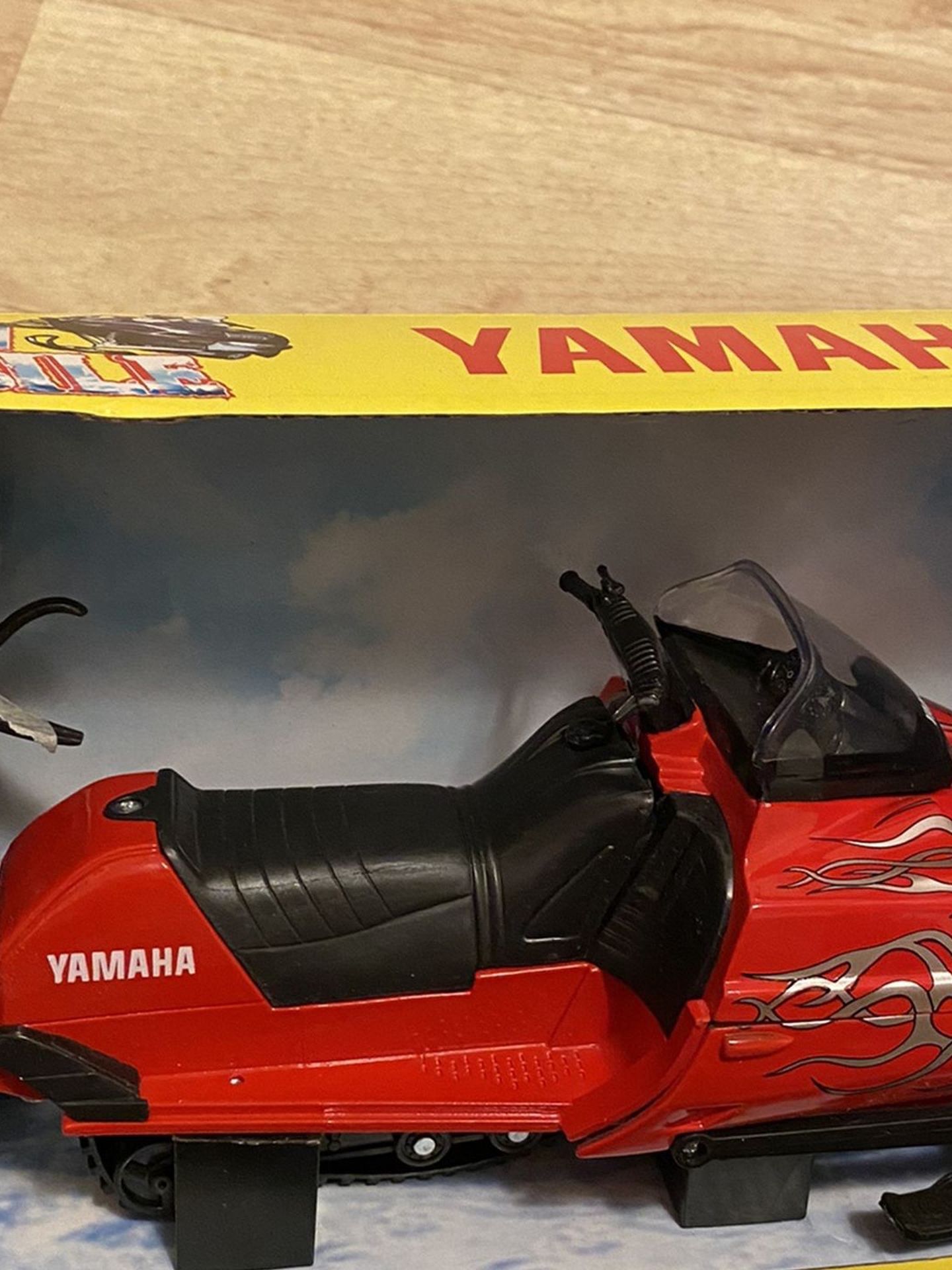 Remote Control Snowmobile Yamaha