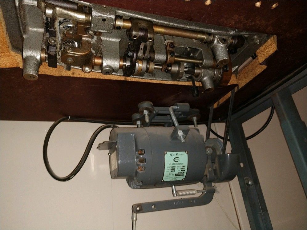 Consew model 226 small bobbin Sewing Machine for Sale in Renton, WA