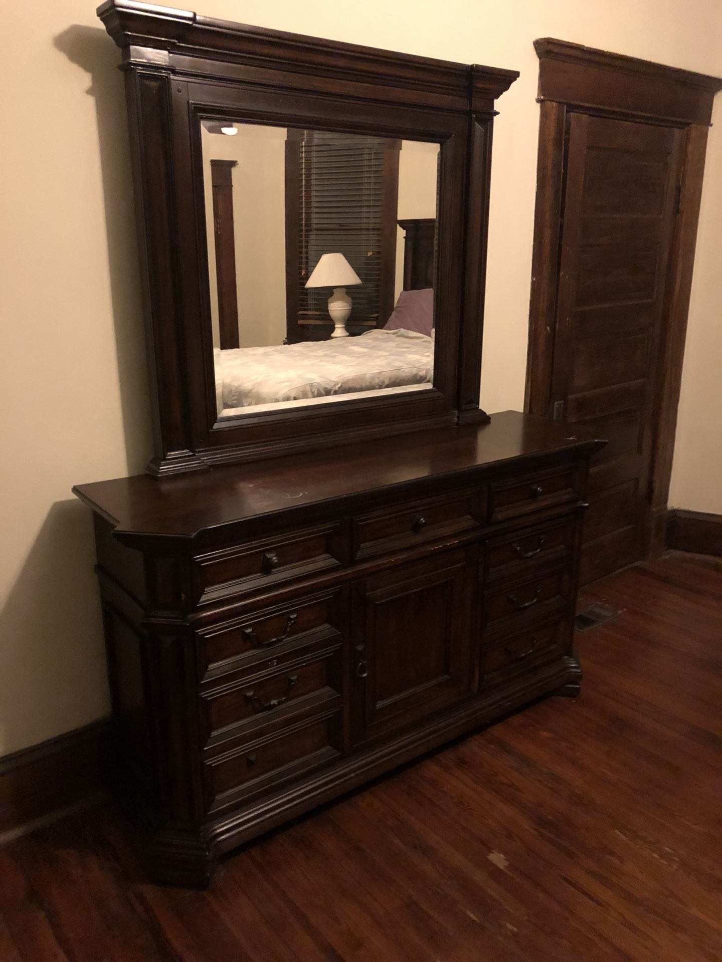 Haverty’s Bedroom Furniture for Sale in Atlanta, GA OfferUp