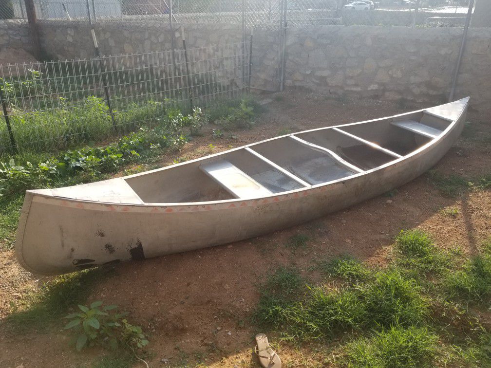 15 ft. Canoe Aluminum 
