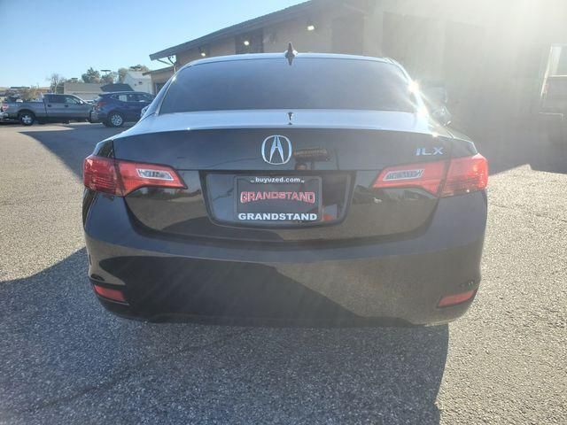 2013 Acura ILX