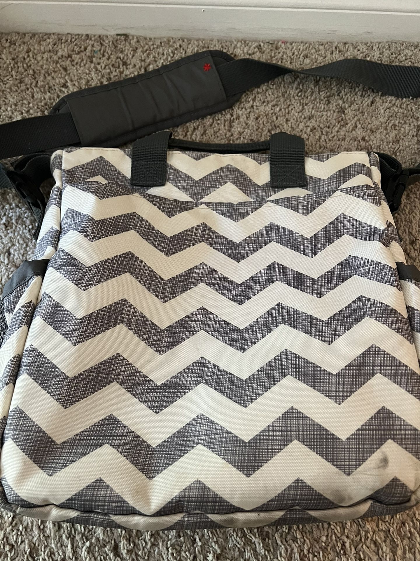 Skip Hop Diaper Bag Grey Chevron