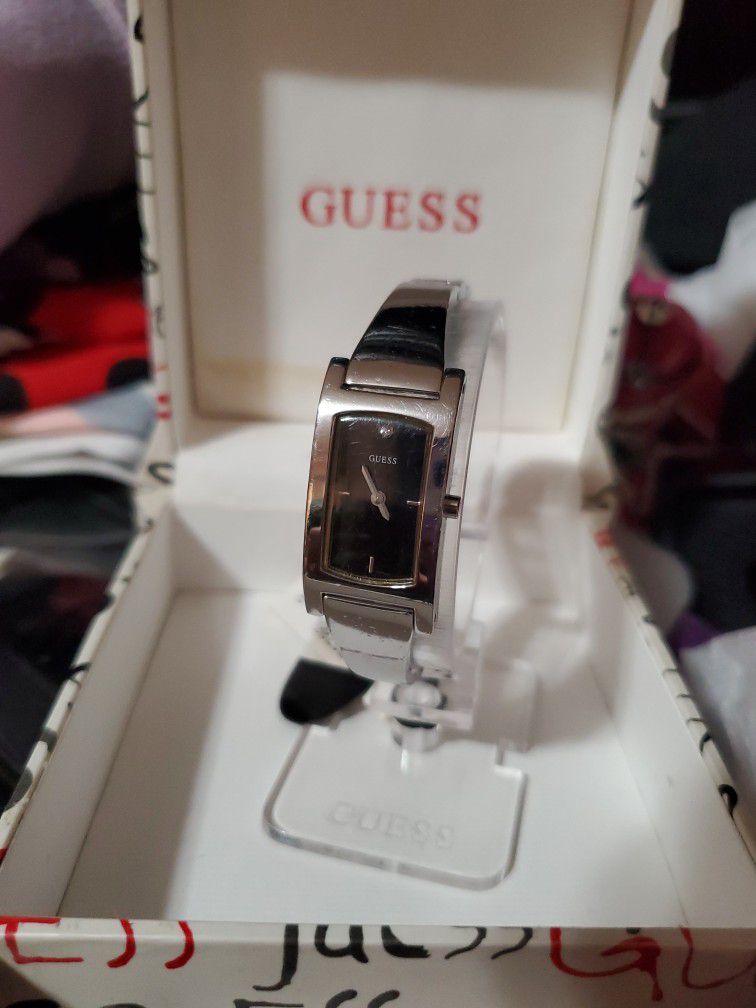 Guess Watch just needs a new battery