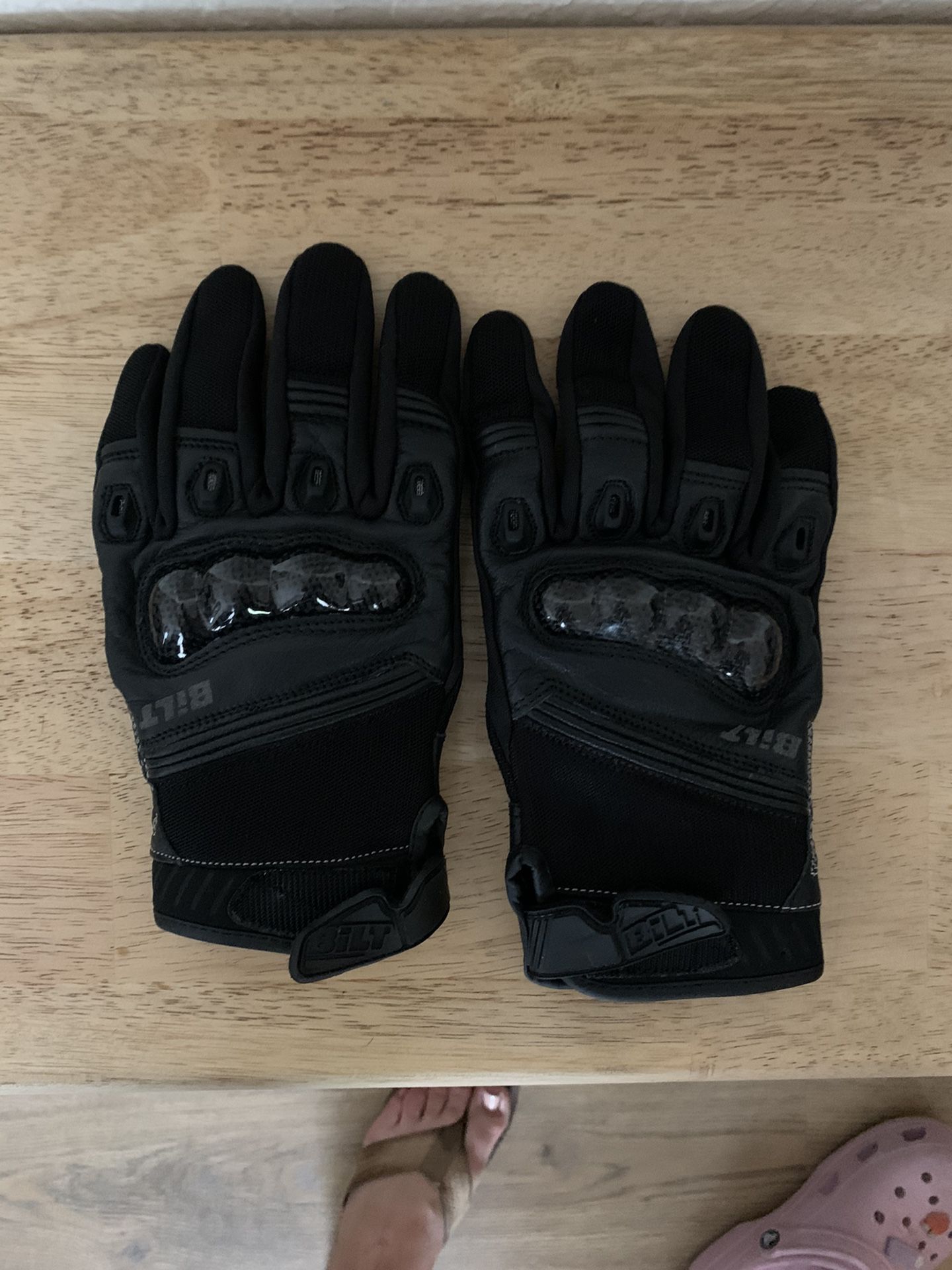 Women’s Motorcycle Gear - Helmet, Gloves, Jacket