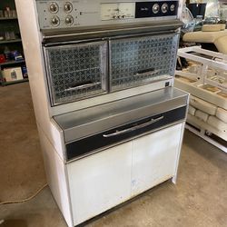 Working Frigidaire Flair Vintage Oven Stove  Thumbnail