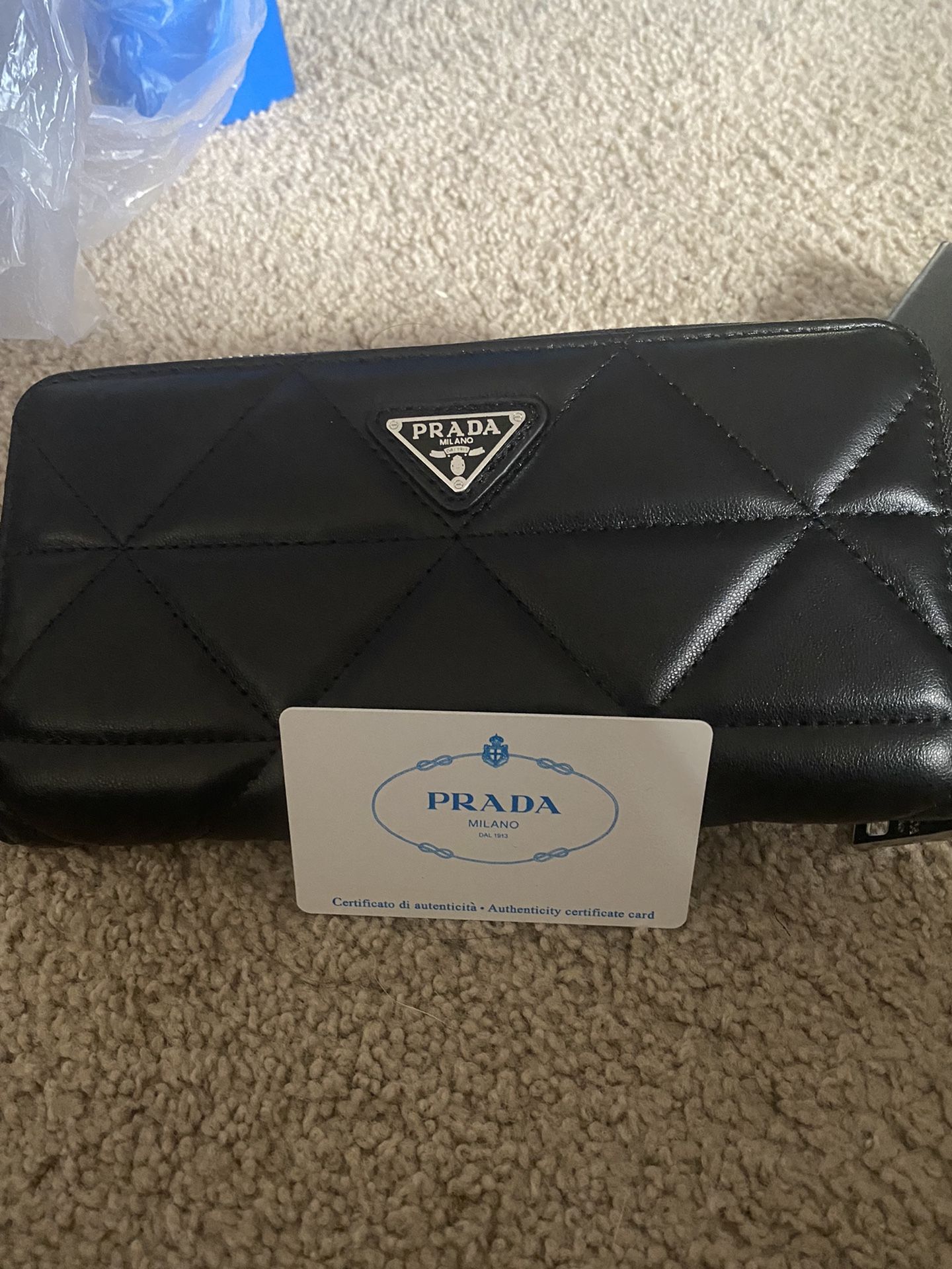 Wallet With Card And Box