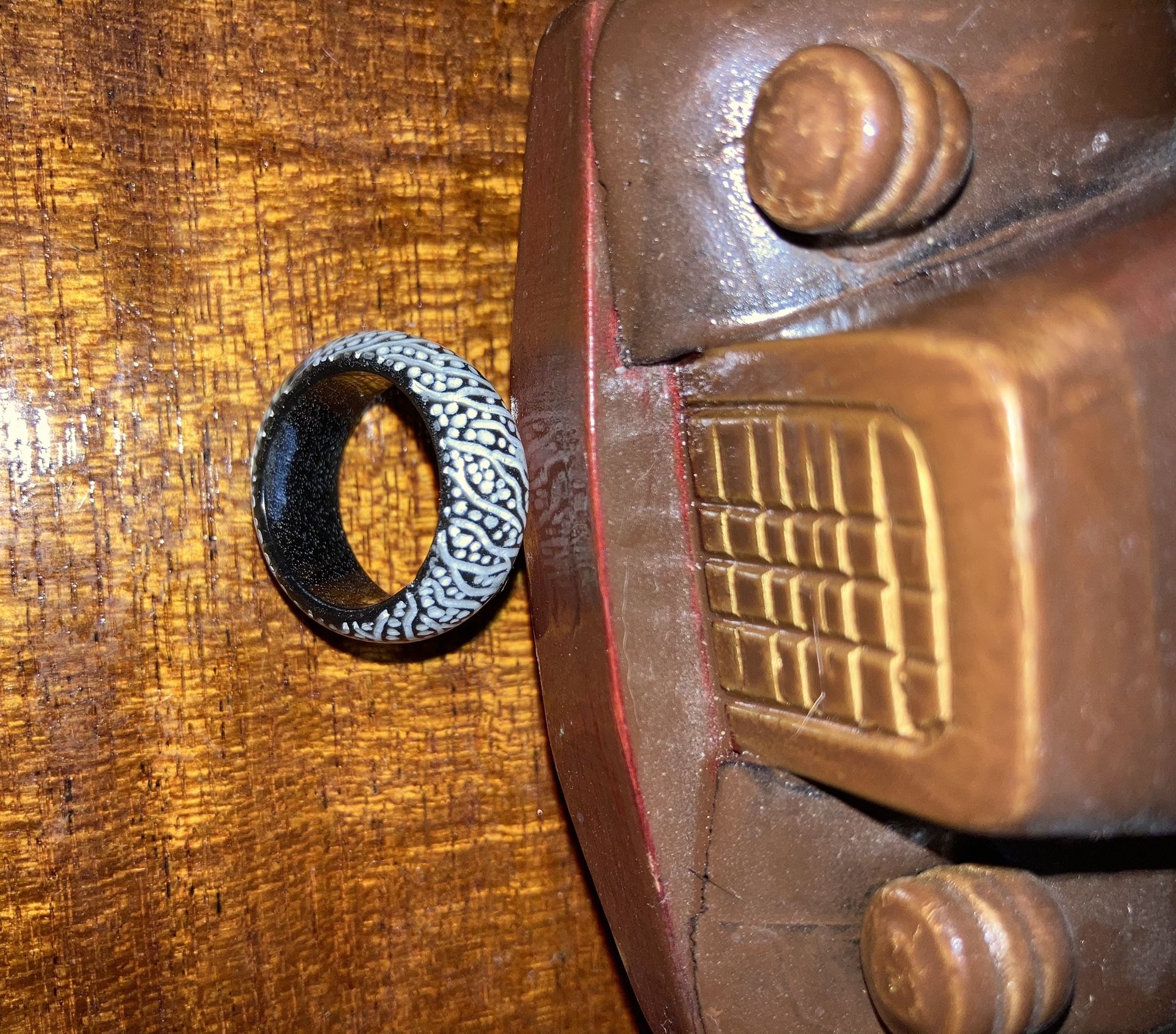 Glow in the dark luminous ring size 6
