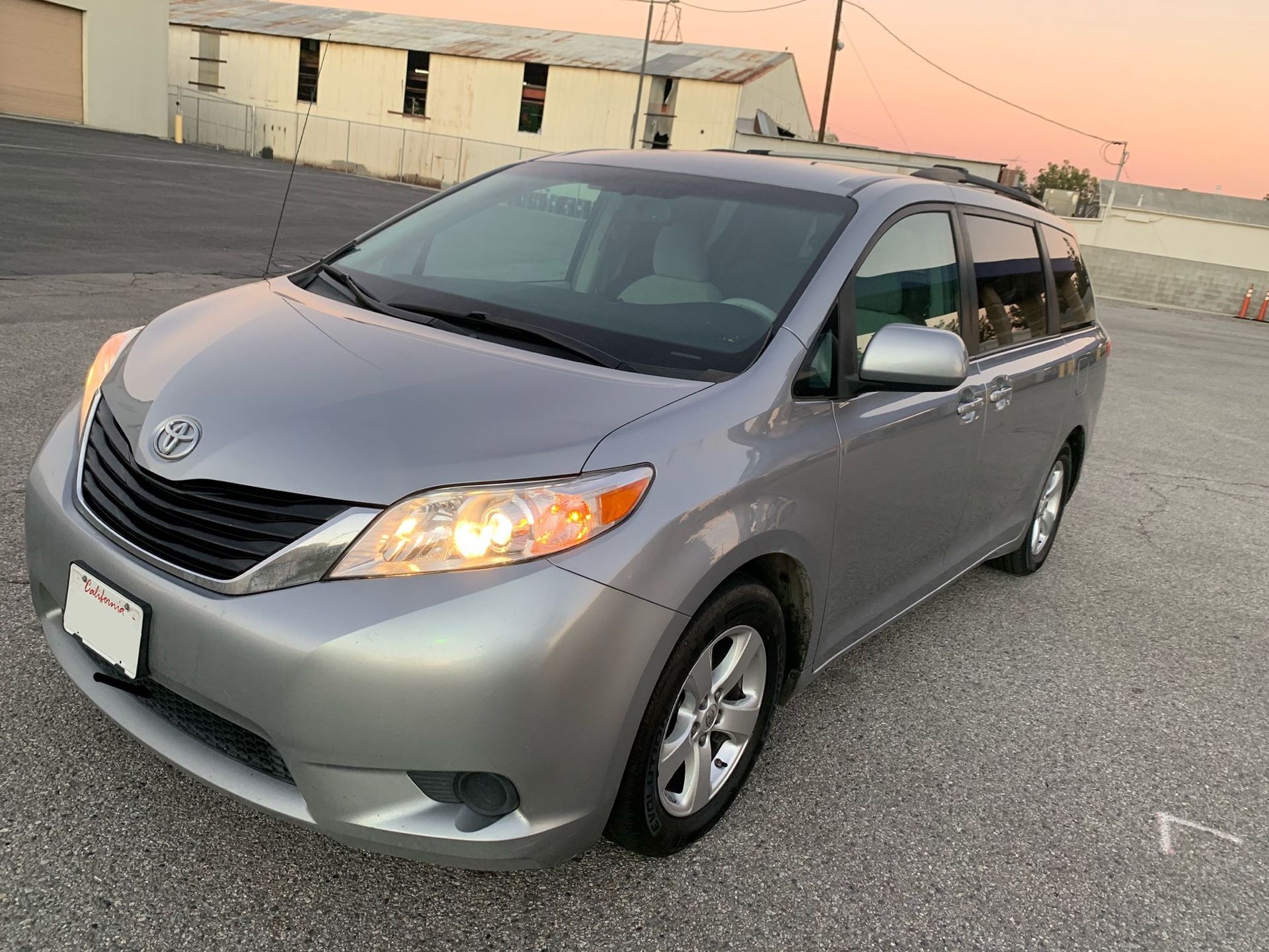 2012 Toyota Sienna