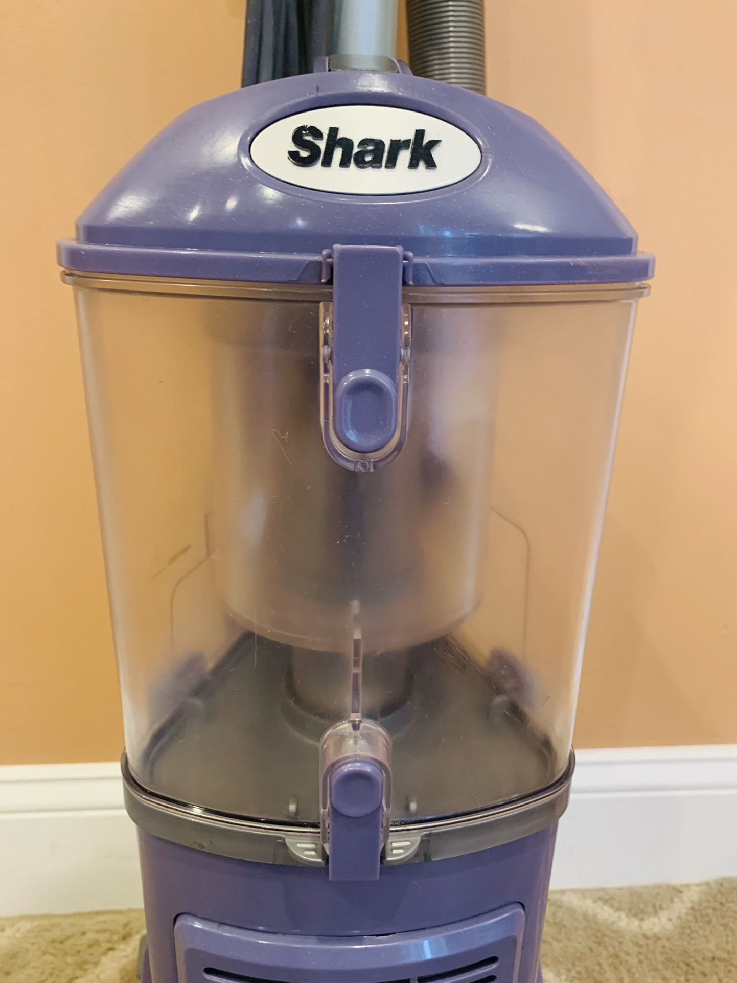 Shark Navigator Lift Away Vacuum Cleaner