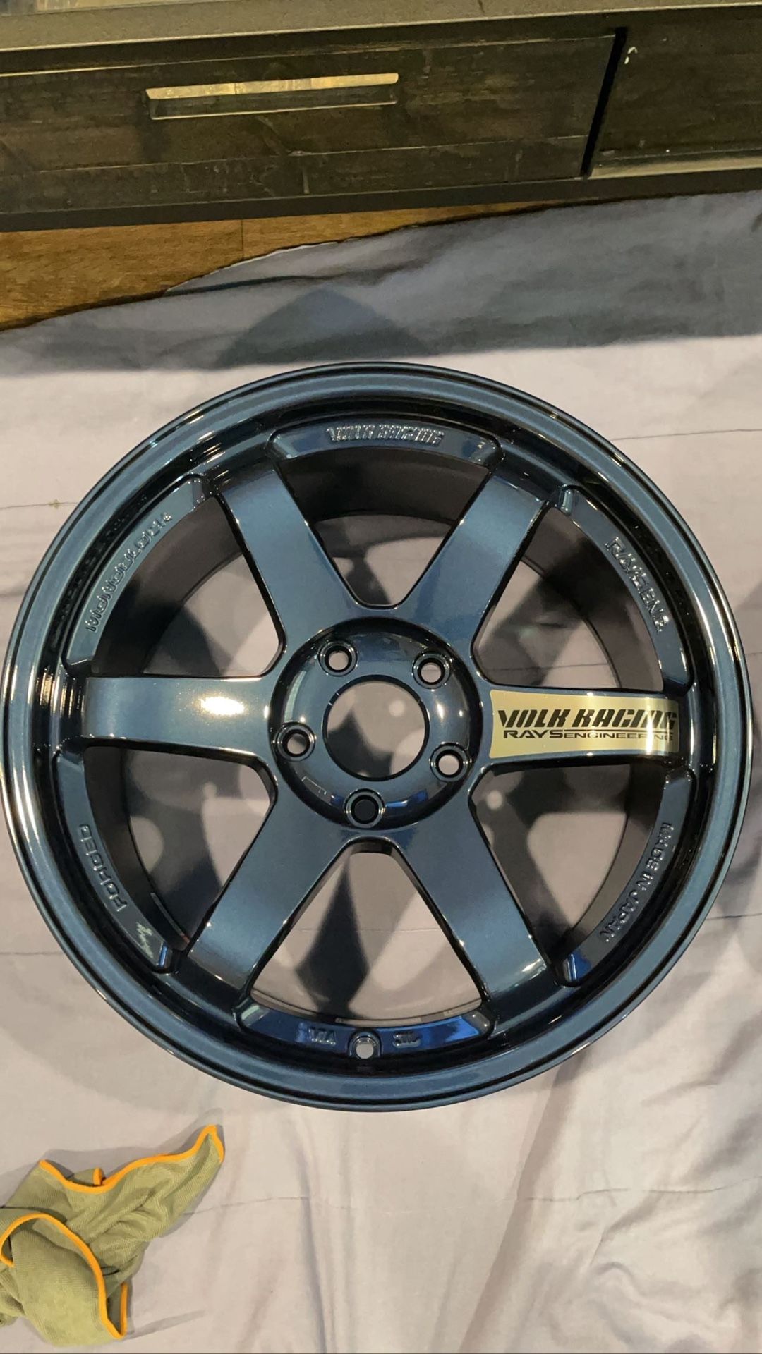 Volk Racing TE37SL Mag Blue 18x10 +40