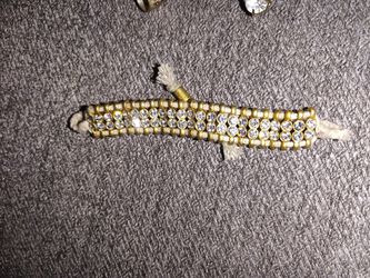 3 Necklaces, 4 Bracelets, And 3 Anklets Thumbnail