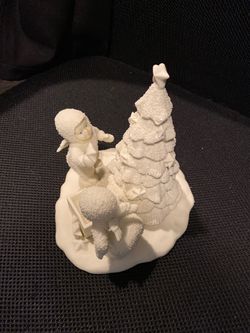 Snowbabies figurines Thumbnail