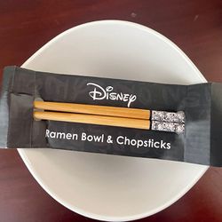 Disney Winnie the Pooh Ramen Bowls and Chopsticks Thumbnail
