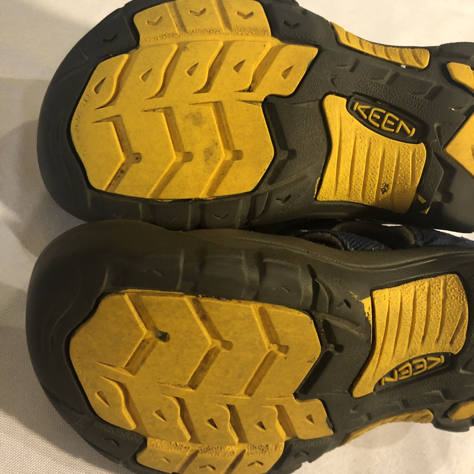 Keen Newport H2 Youth Kids Outdoor Waterproof Hiking Sandal Size 13 Navy Blue