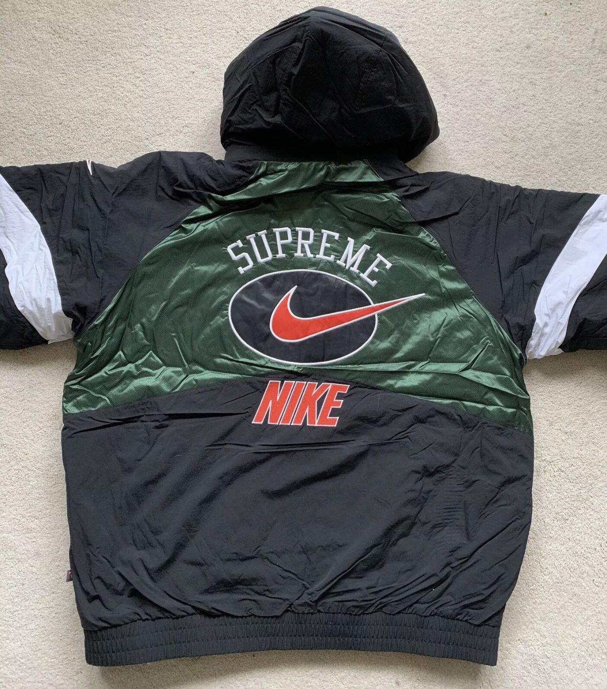 即発送可 送料込み 週末値下げ Supreme Nike Sport Jacket