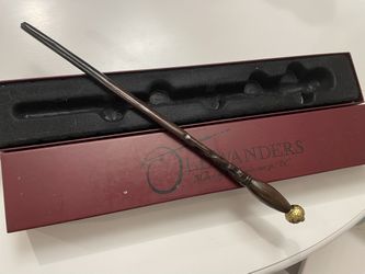 2 Olivanders Wands  from Universal Studios  Thumbnail