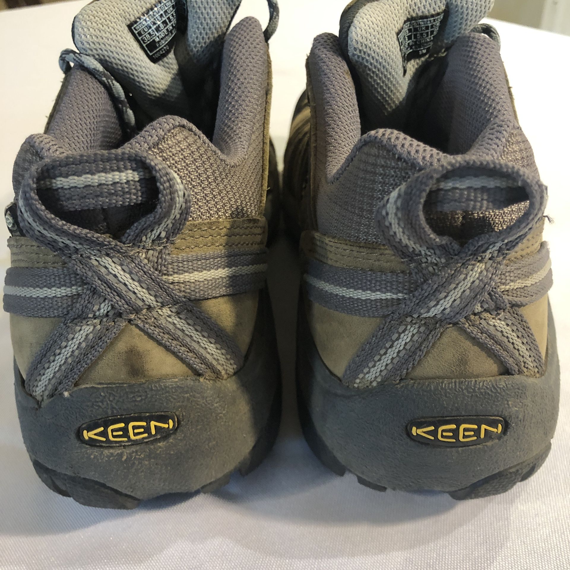KEEN Women’s Voyageur Brown Leather Hiking Trail Shoes Boots Size 8 1004270