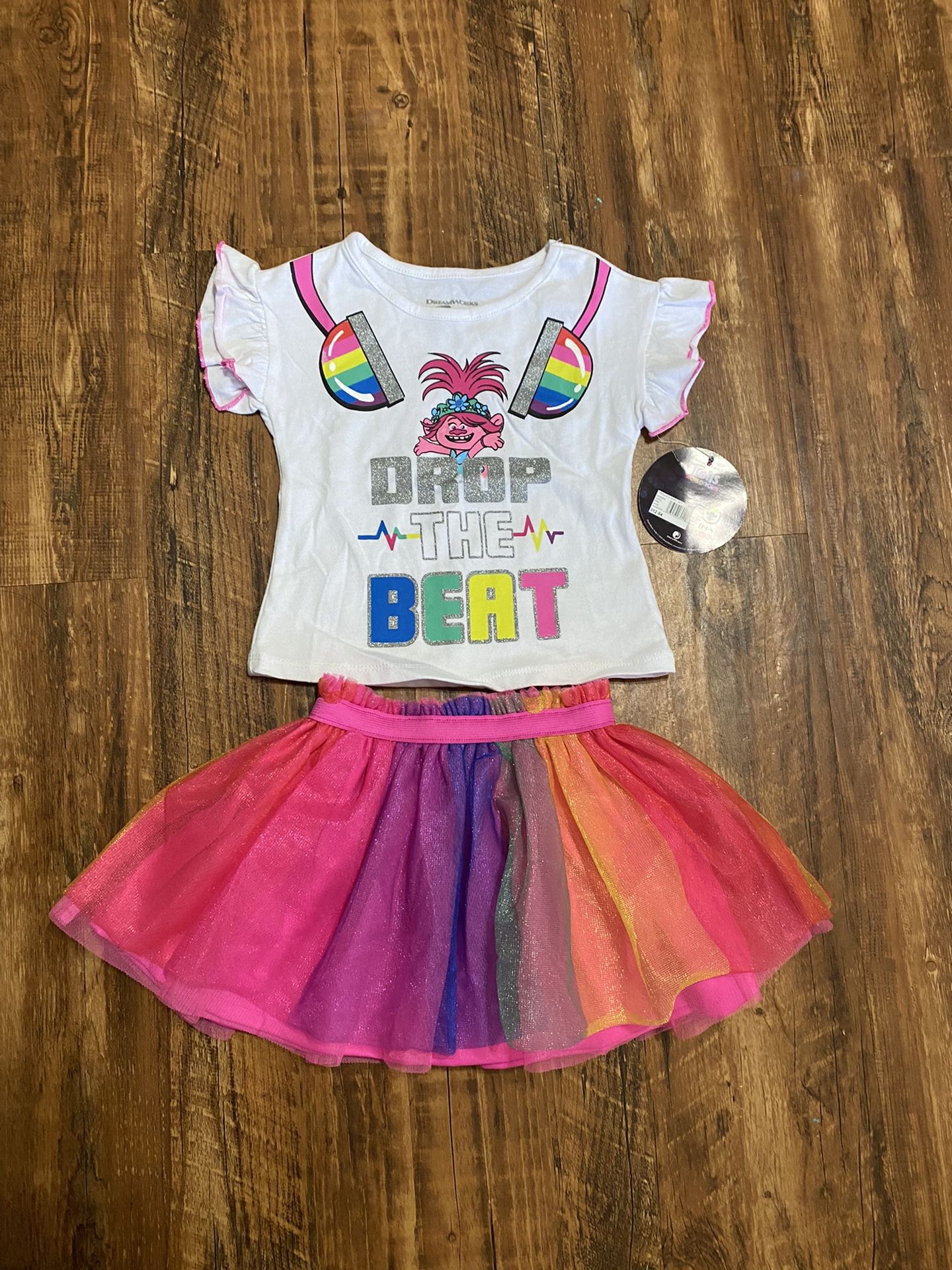 Brand New! Trolls World Tour Little Girls Outfit Size 2T