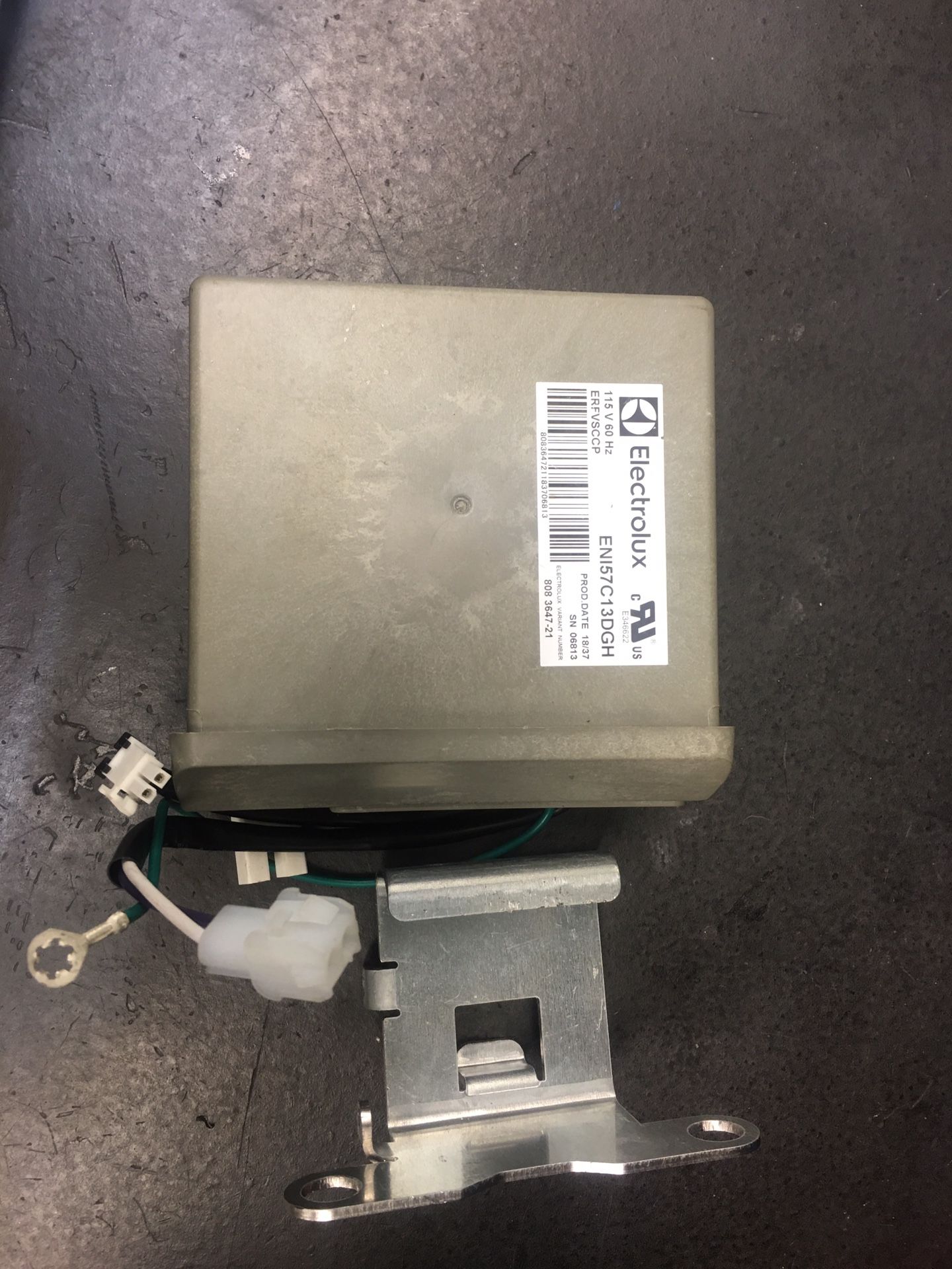 Electrolux invertor ENI57C13DGH