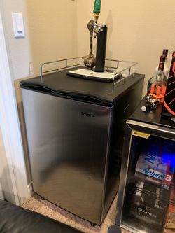 Kegerator, front glass door beer fridge and Yeager machine. for Sale in ...