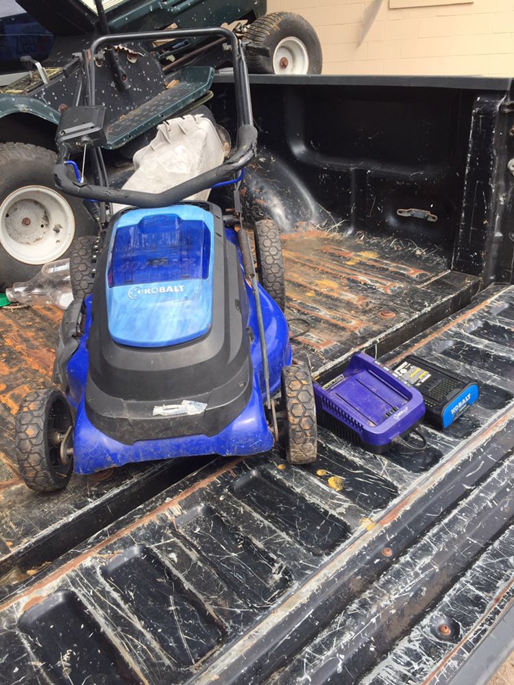 Battery Powered Lawnmower / Riding Lawnmower Shell