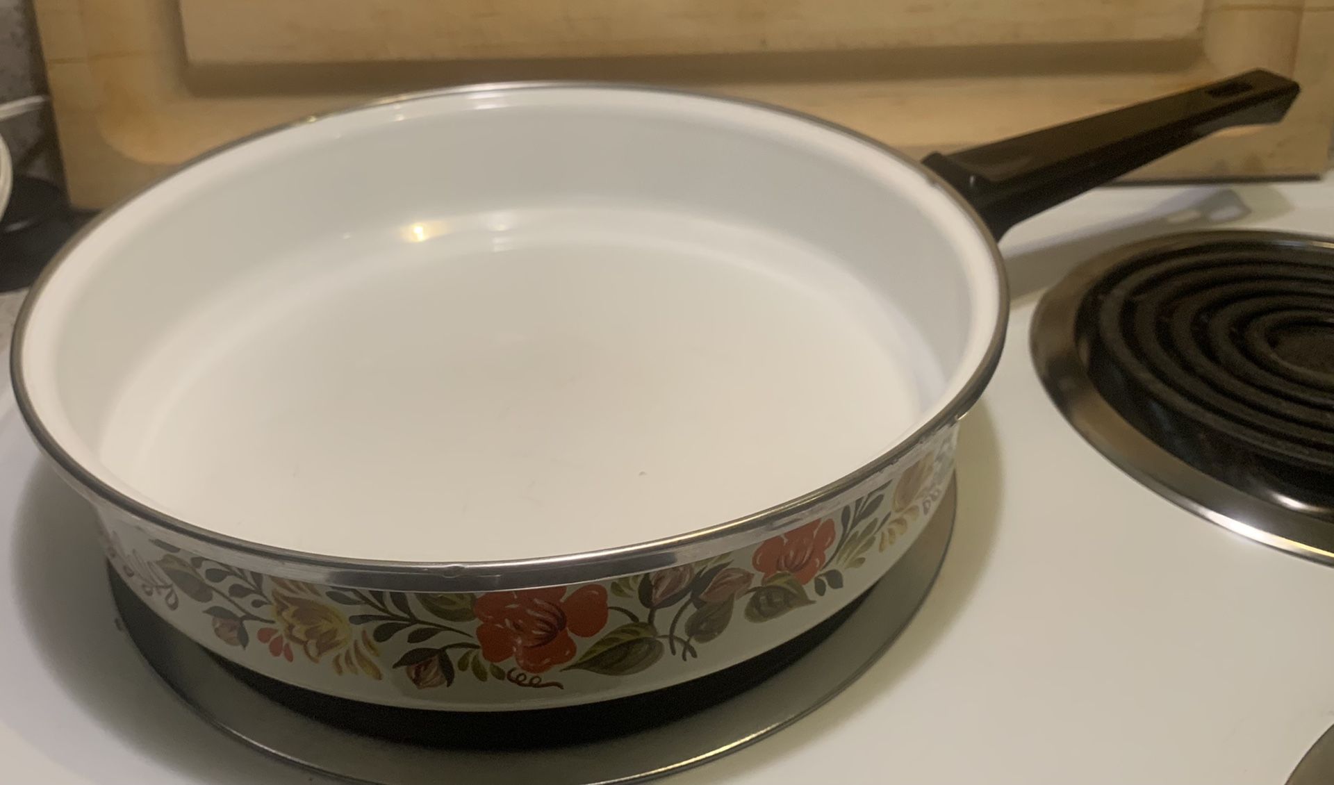 Kitchen Accessories / Wilshire House Frying Pan