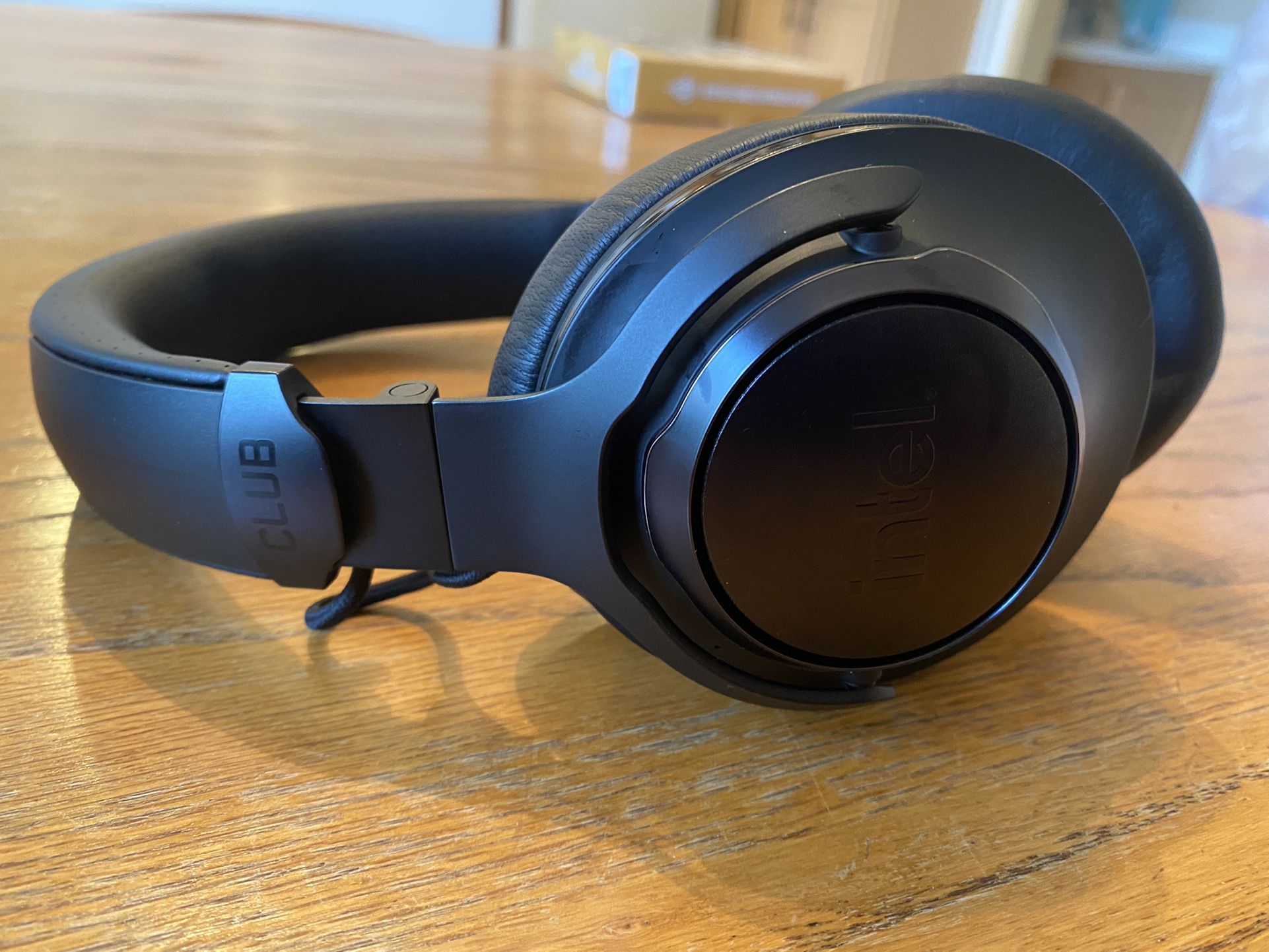 JBL - Club 950NC Wireless Noise Cancelling Over-the-Ear Headphones - Black