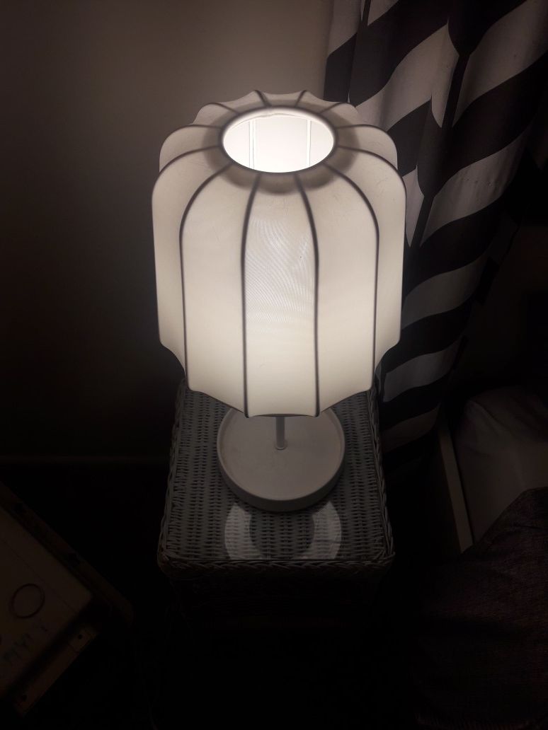 Set of 2 matching dimmable table lamps