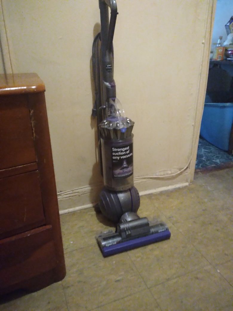 Dyson vacuum cleaner for sale