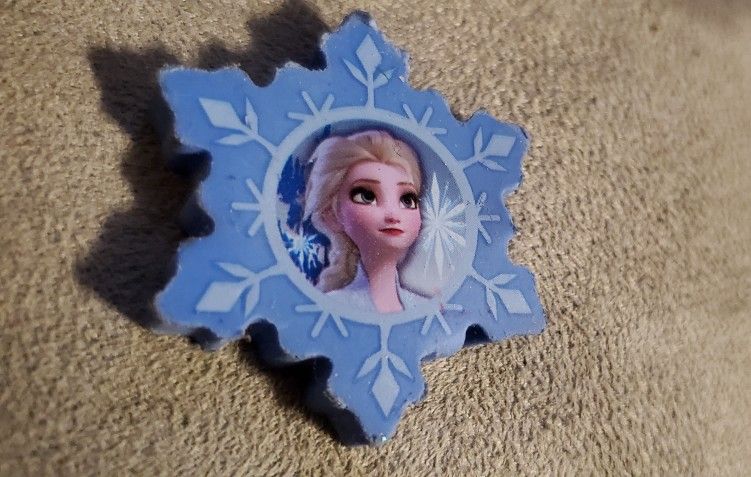 Elsa Eraser!