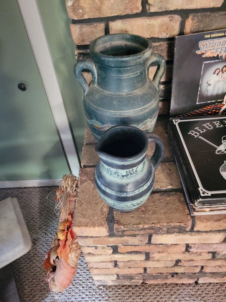 Athens Greece 1982 - Pottery 2 Pieces