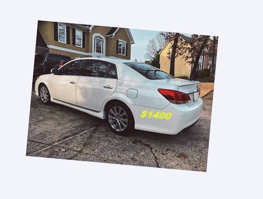 Well maintained🙏2011 Toiota Avaloñ Run good-One Owner