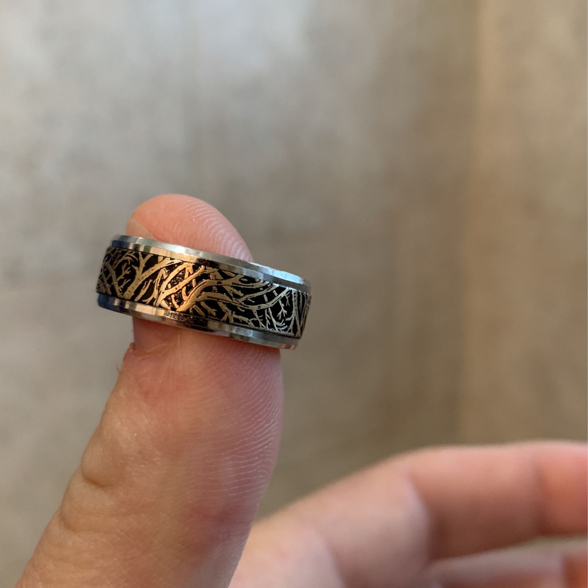 Tantalum Branch Engraved Wedding Ring