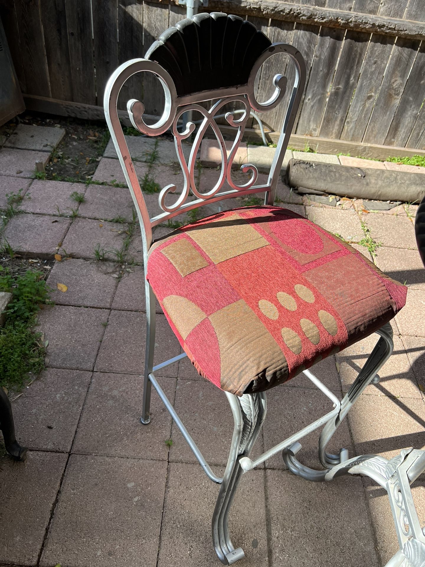 Bistro Table With 4 Chairs