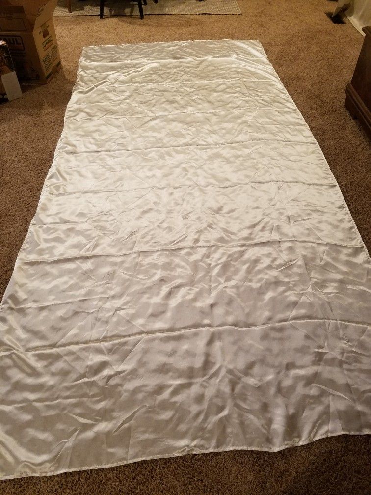 White Satin Tablecloths