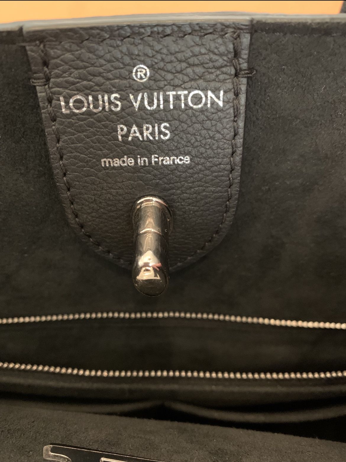 Louis Vuitton Tote lockme cabas noir
