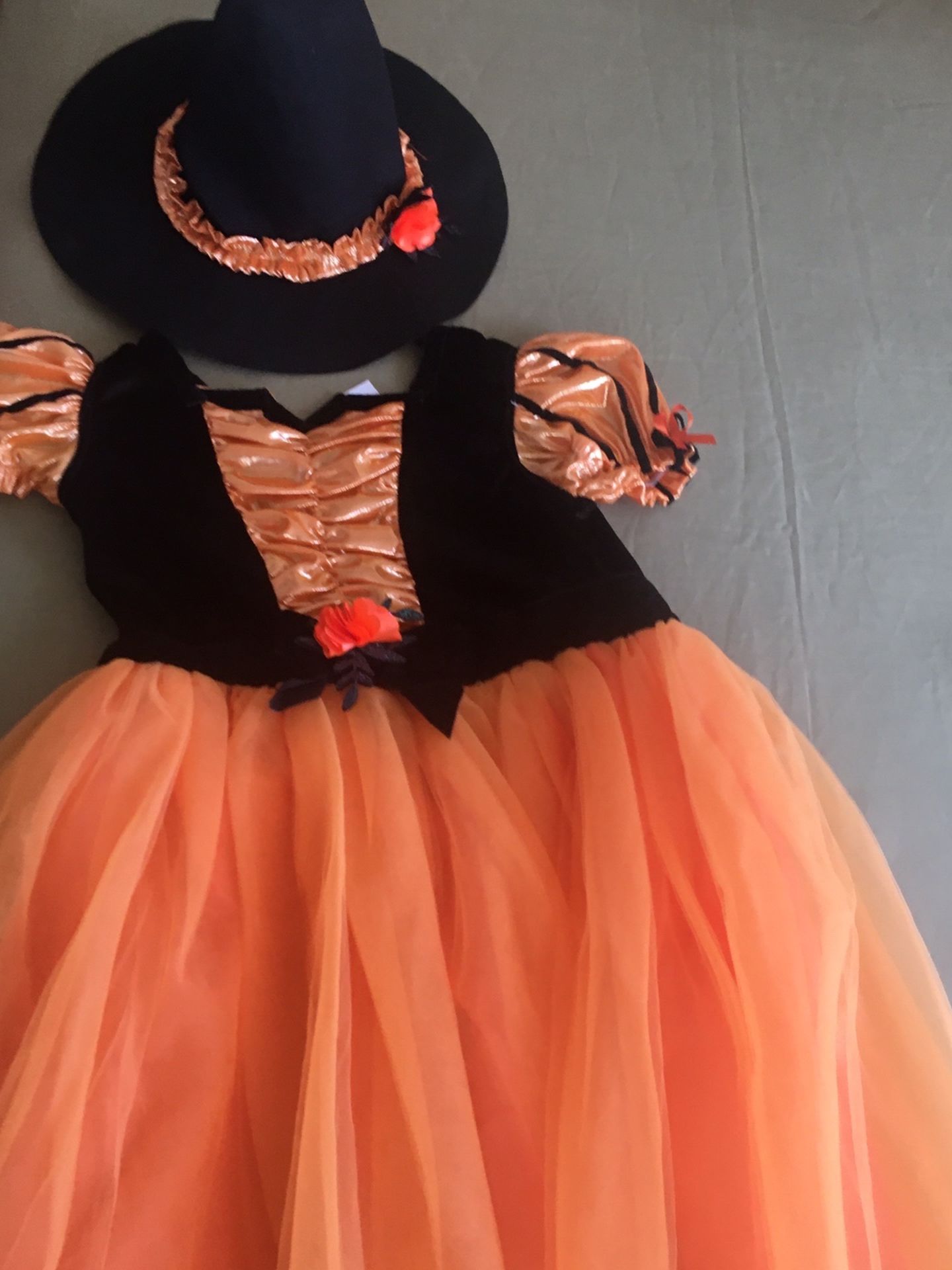 Witch Costume , Girls Size Large, Ages 8-12