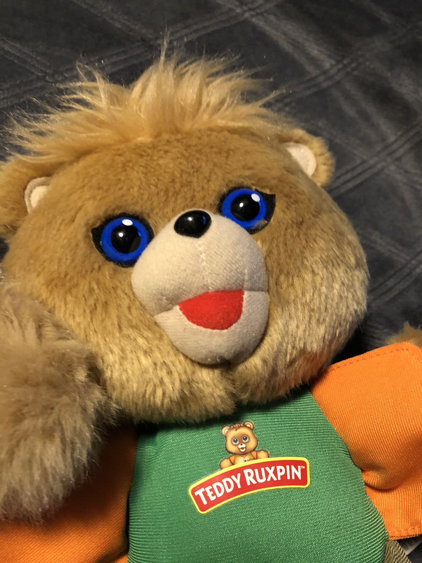 Teddy Ruxpin Lot Of 2 TASTED Big One No Batteries Included , Small One Batteries Included