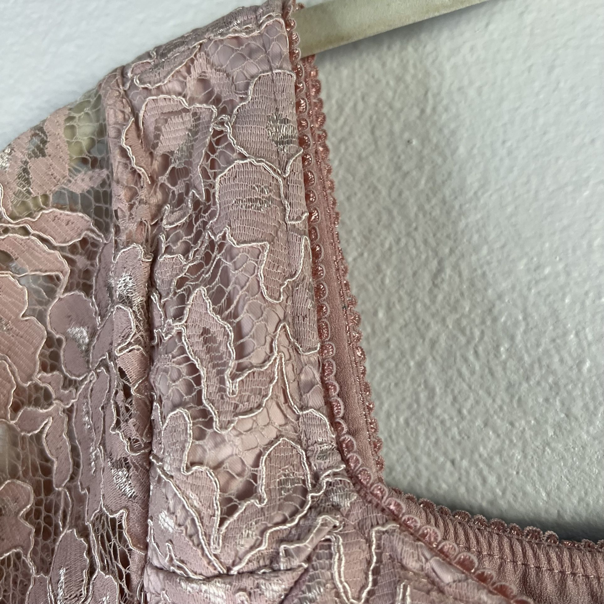 EUC Dolce & Gabbana Floral-Lace Short-Sleeve Dress Pale Blush Pink sz S