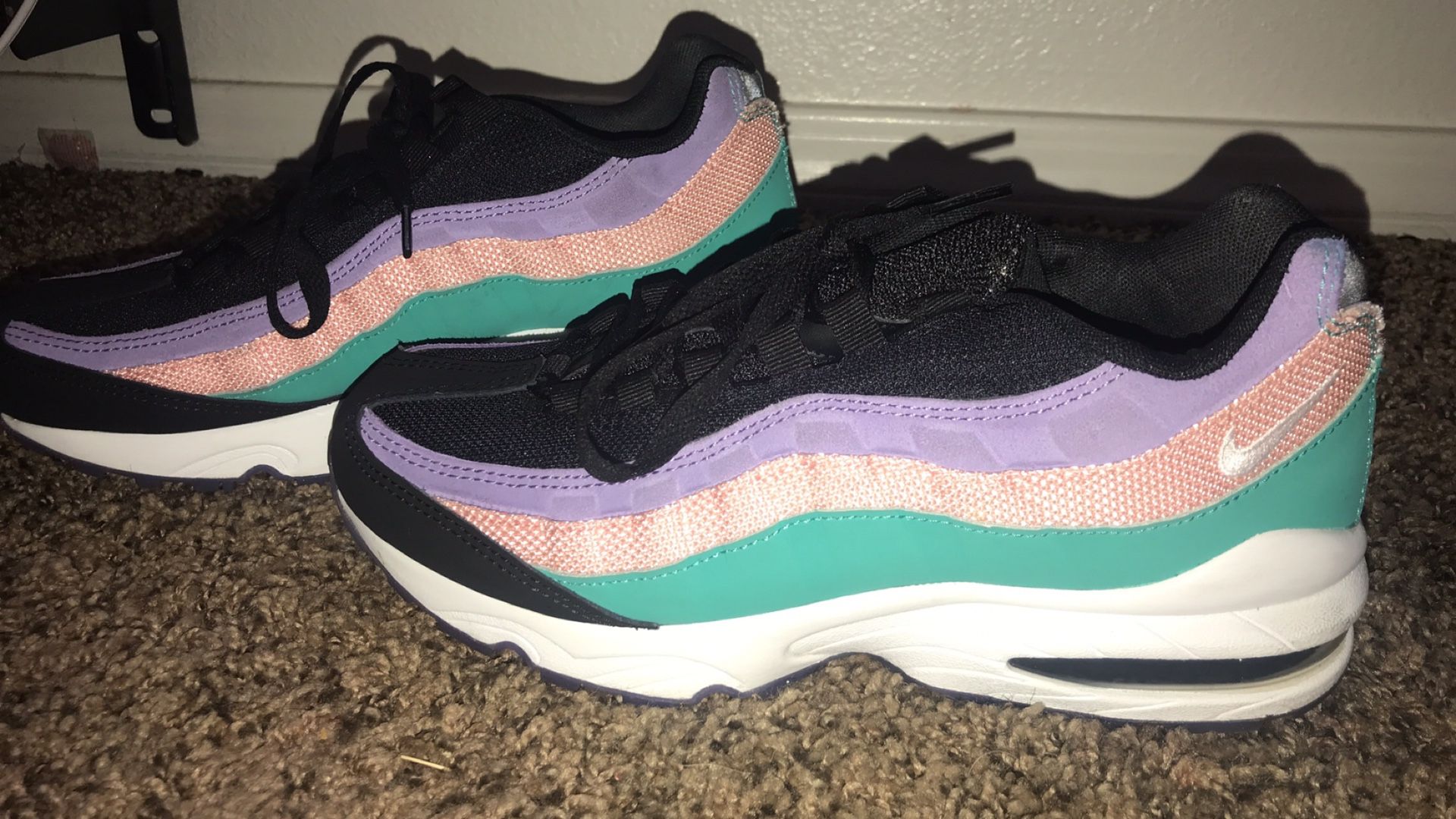 Nike Air Max 97 (size 7y)