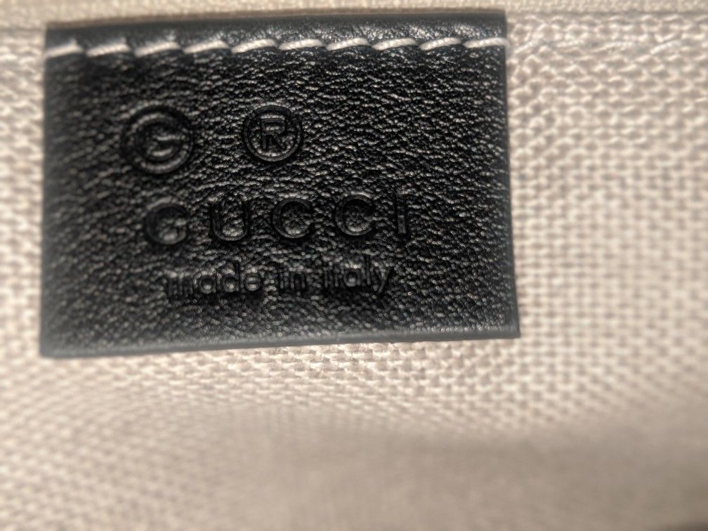 New Gucci 100% Authentic Black Leather Tote Bag