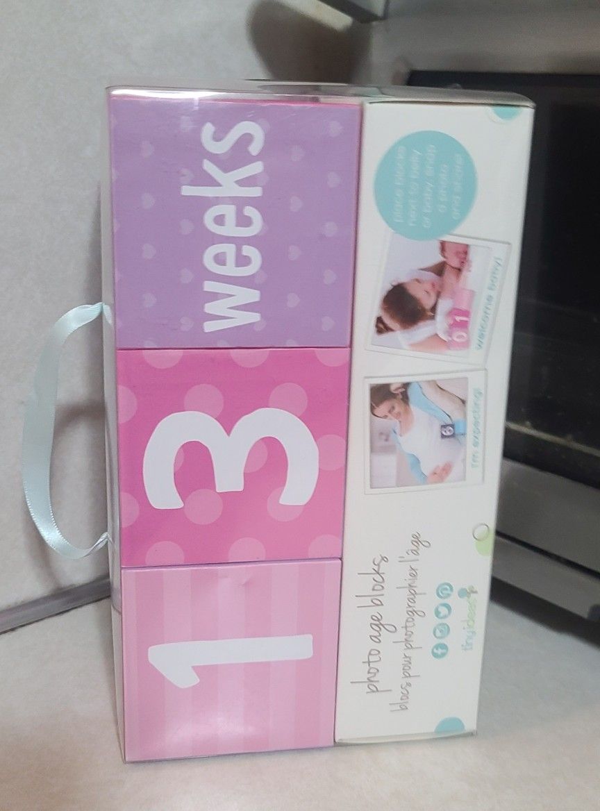 Photo Sharing Baby Age Milestone Blocks pink
