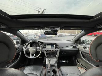 2015 Hyundai Sonata Thumbnail