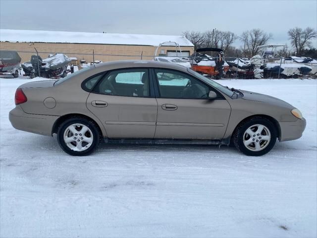 2002 Ford Taurus