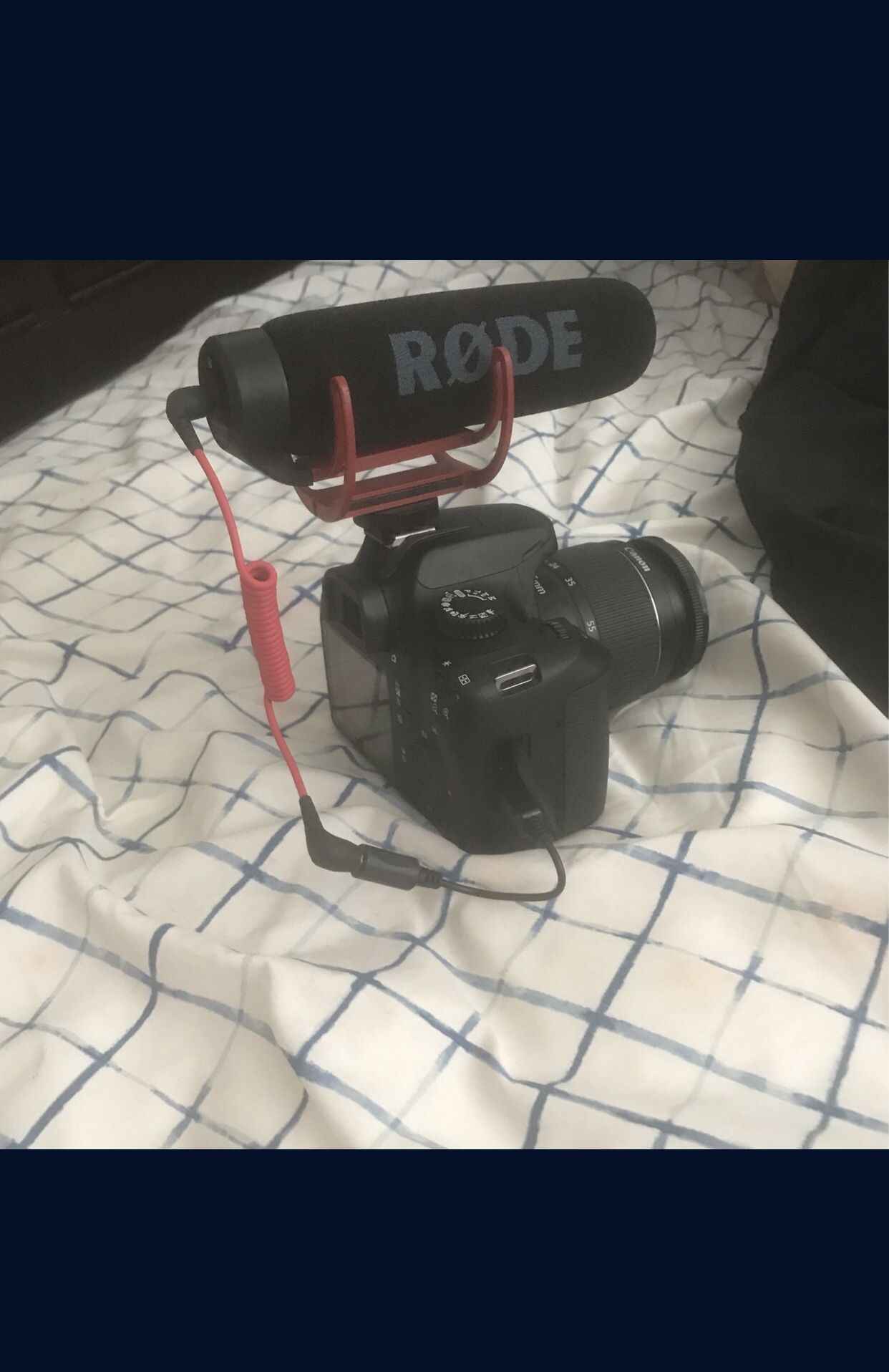 Canon EOS Rebel T100 Pack