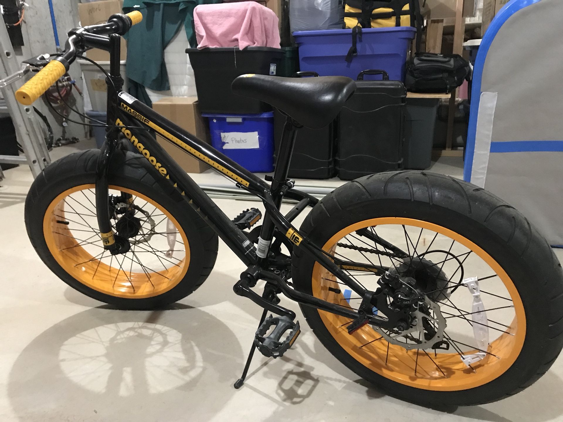 mongoose massif bike