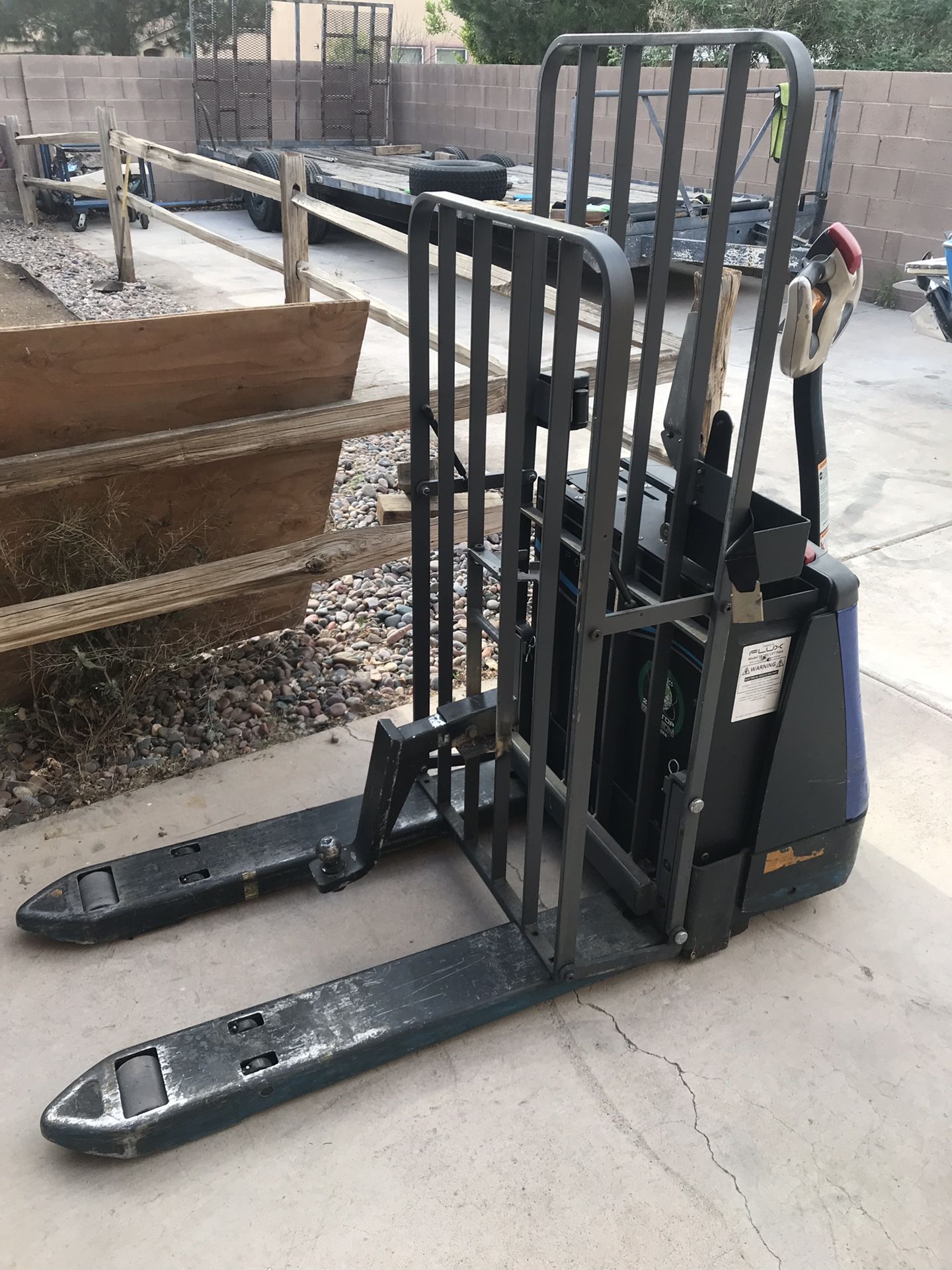 Crown WP 3000 electric pallet jack for Sale in Henderson, NV OfferUp