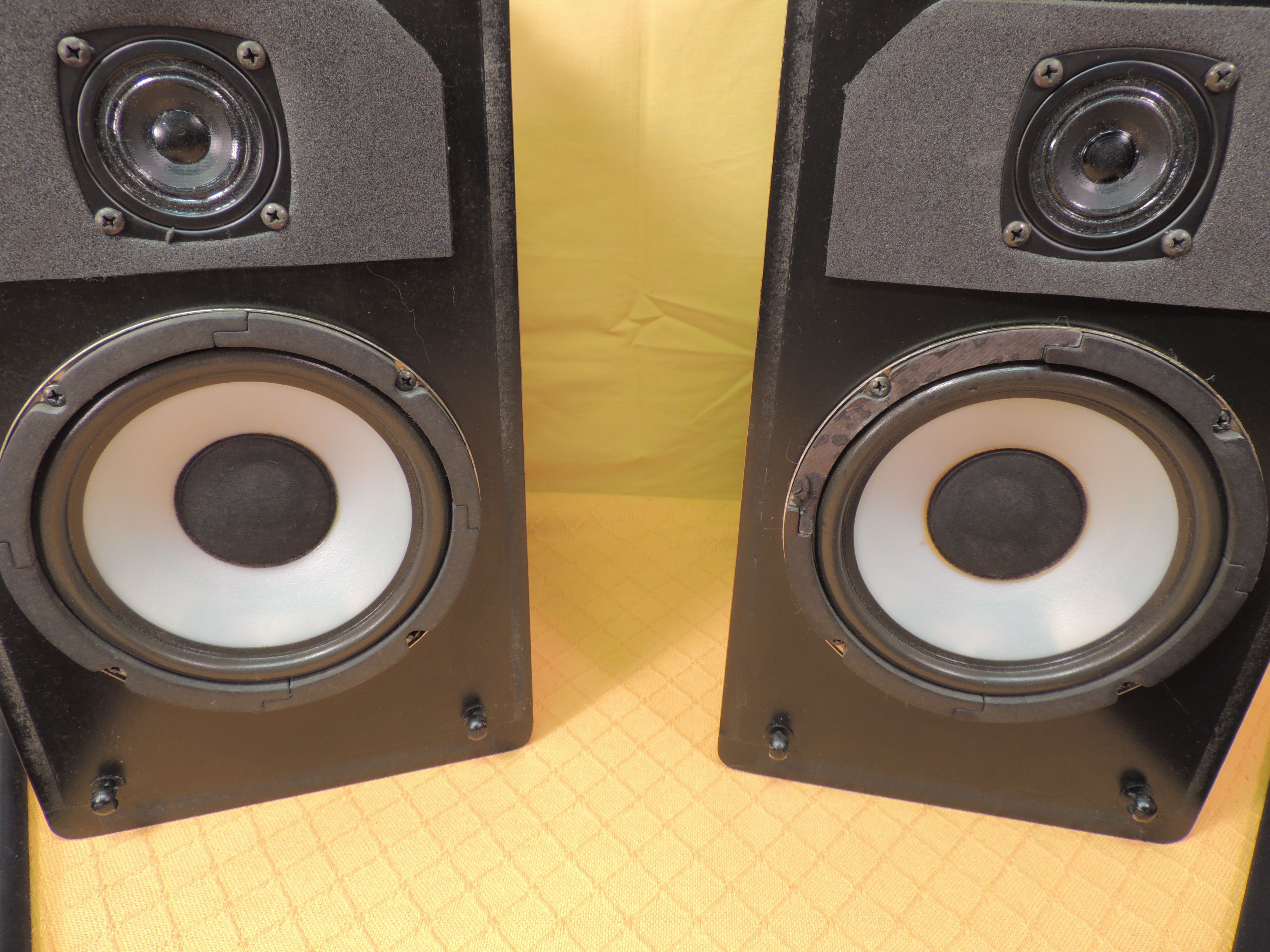 Rare Vintage Kindel Bookshelf Speakers for Sale in Miami, FL OfferUp