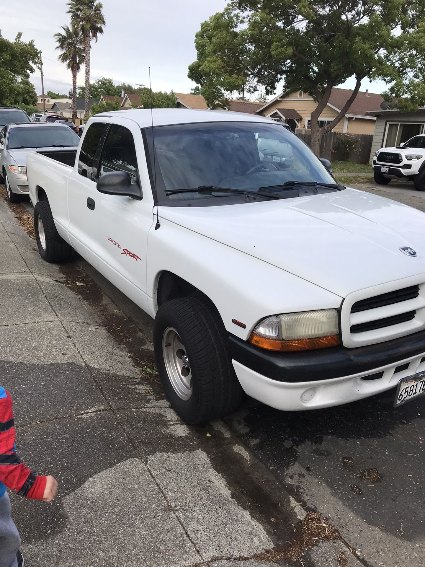 DODGE DAKOTA 4 CILINDROS. for Sale in Fairfield, CA - OfferUp