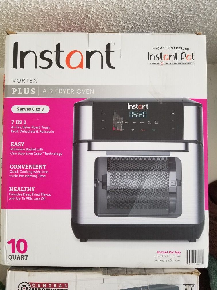 Instant Vortex Plus 10 Qt 7-in-1 Air Fryer Toaster Oven Combo